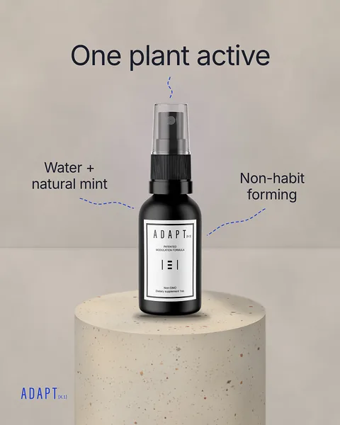 Adapt X.1 ad, Pedestal layout, 4:5: the bottle on a terrazzo pedestal with dashed callouts